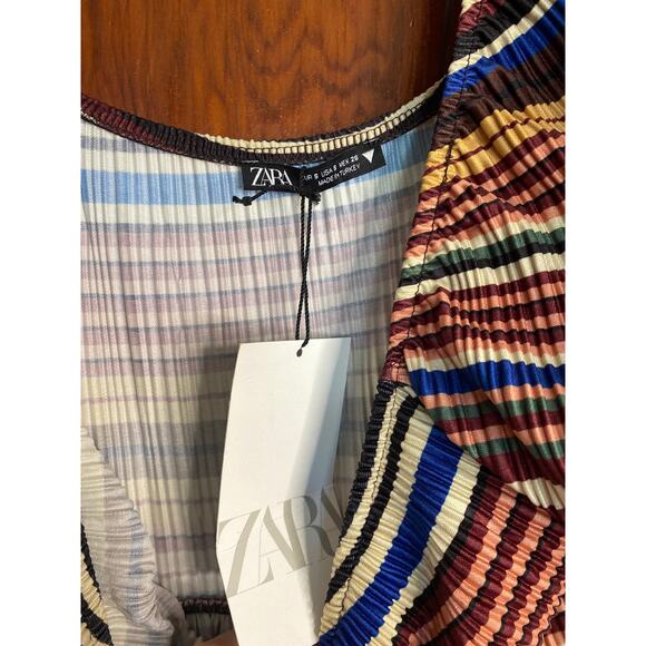 NWT Rainbow Zara Sexy Stripe Bishop Sleeve Mini Dress Small Blogger Favorite - Picture 3 of 9